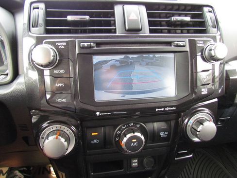 Used 2019 Toyota 4Runner TRD Off-Road Premium AWD/4WD image 20
