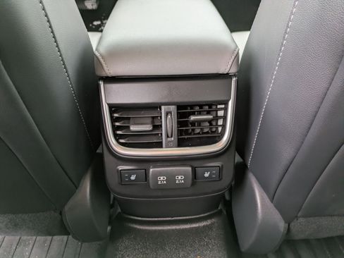 Used 2021 Subaru Outback Limited XT image 18