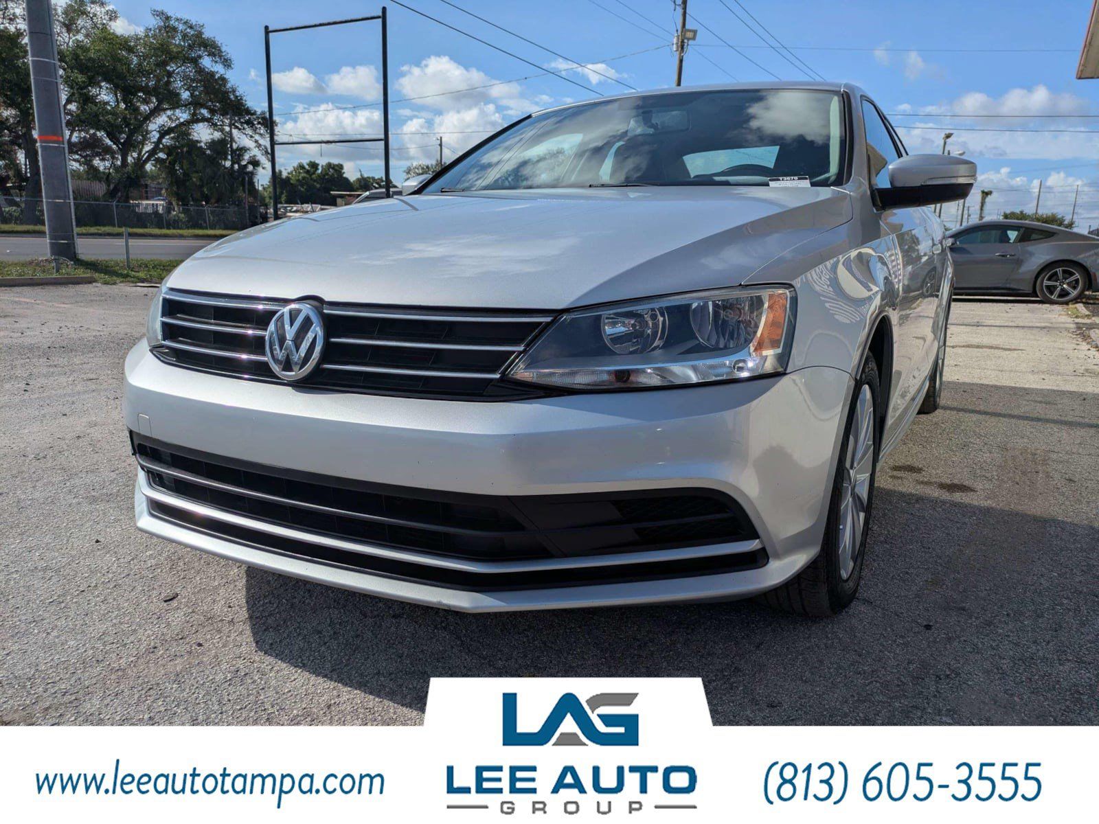 Used 2016 Volkswagen Jetta SE FWD image 3