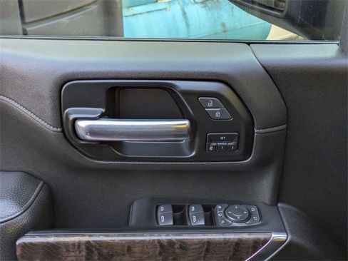 Used 2022 GMC Sierra 3500 Denali image 12
