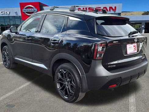 New 2026 Nissan Kicks SR AWD/4WD image 5