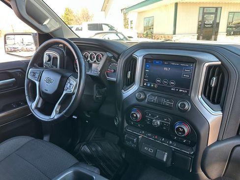 Used 2021 Chevrolet Silverado 1500 RST w/ Z71 Off-Road Package image 31