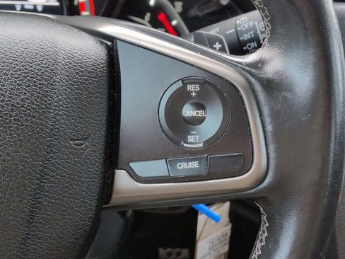 Used 2018 Honda Civic Sport image 25