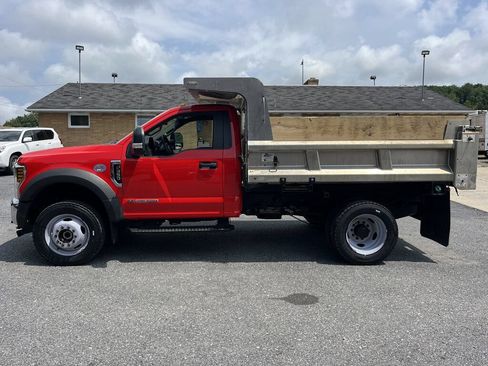 Used 2019 Ford F550 4x4 Regular Cab Super Duty image 3