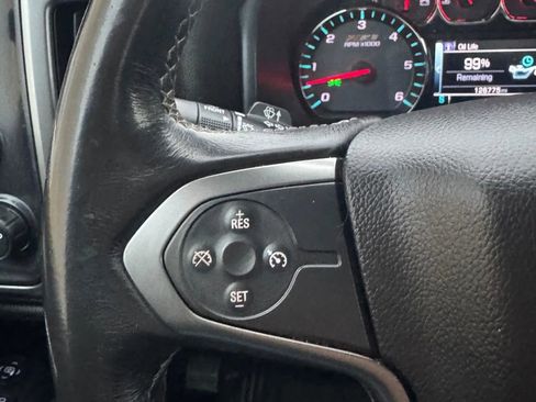 Used 2018 Chevrolet Silverado 1500 LT w/ All Star Edition image 17