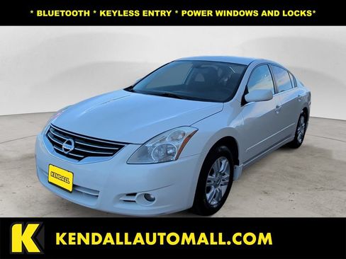 Used 2012 Nissan Altima 2.5 S w/ 20th Anniversary Pkg FWD image 1