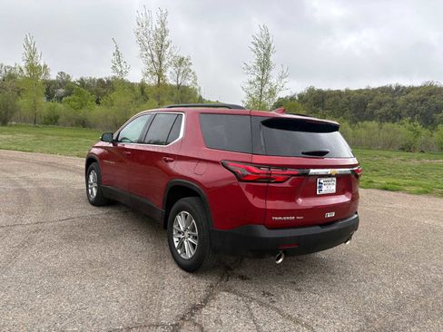 Used 2023 Chevrolet Traverse LT AWD/4WD image 5