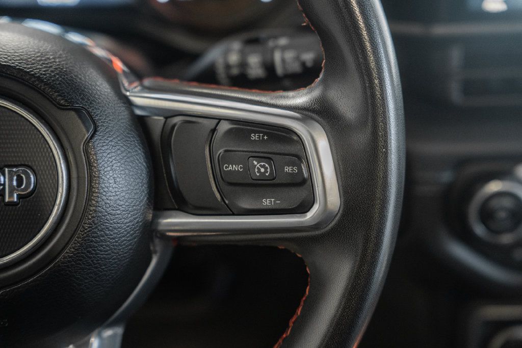 Used 2024 Jeep Wrangler Unlimited Rubicon AWD/4WD image 29