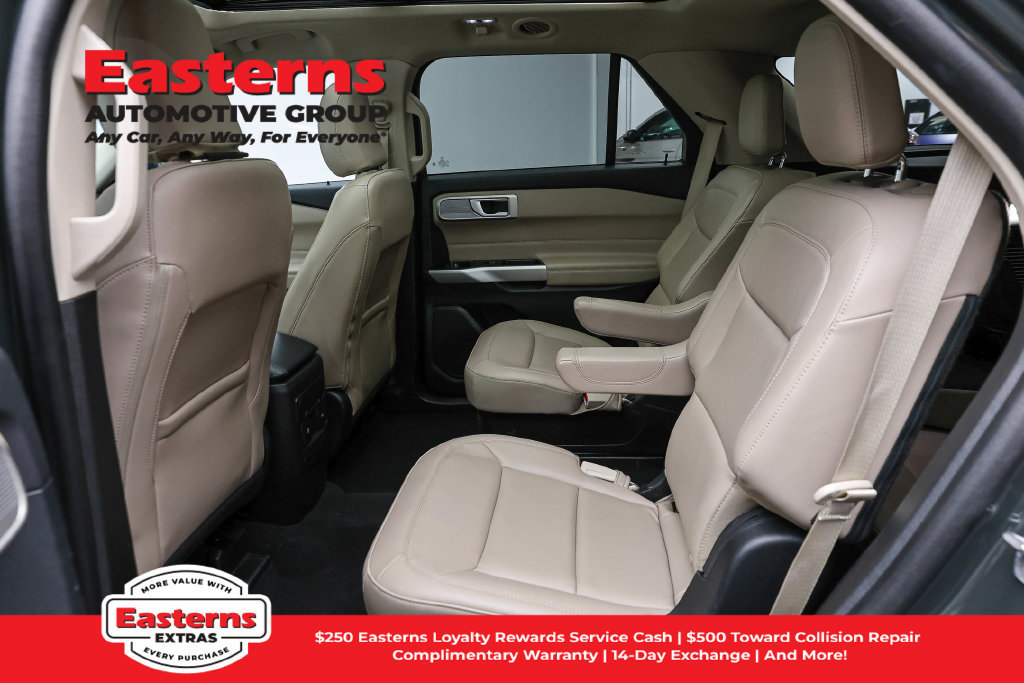 Used 2023 Ford Explorer XLT w/ Equipment Group 202A AWD/4WD image 25