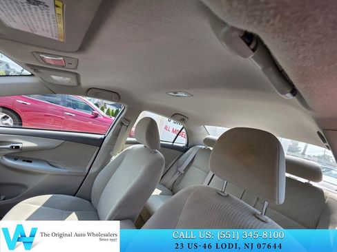 Used 2010 Toyota Corolla LE FWD image 13