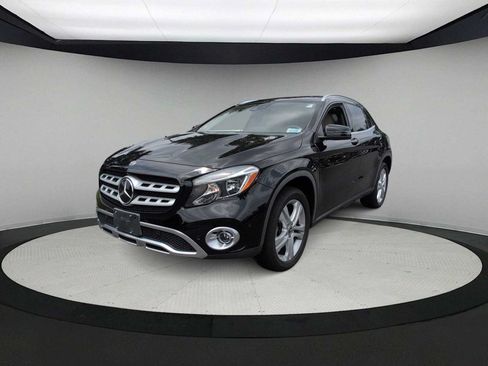 Used 2020 Mercedes-Benz GLA 250 4MATIC image 4