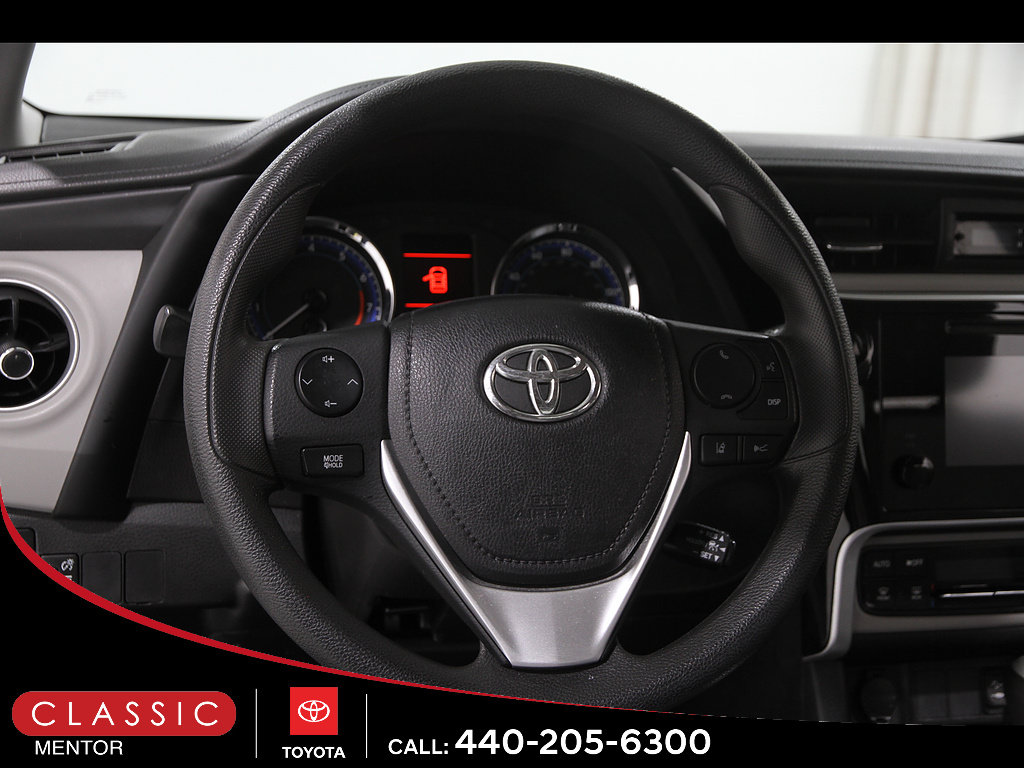 Used 2018 Toyota Corolla LE FWD image 7