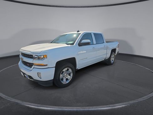 Used 2018 Chevrolet Silverado 1500 LT w/ All Star Edition AWD/4WD image 4