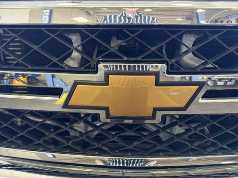 Used 2014 Chevrolet Silverado 3500 LT w/ Interior Plus Package AWD/4WD image 29