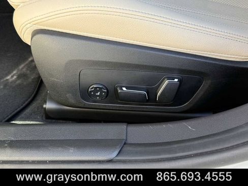 Used 2026 BMW 330i Sedan w/ Convenience Package image 10