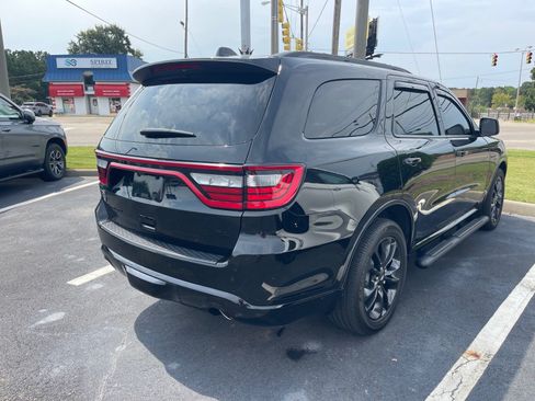 Used 2023 Dodge Durango R/T w/ Blacktop Package RWD image 15