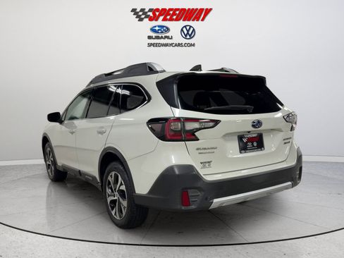 Used 2020 Subaru Outback Touring AWD/4WD image 8