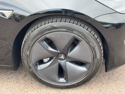 Used 2018 Tesla Model 3 Long Range image 8