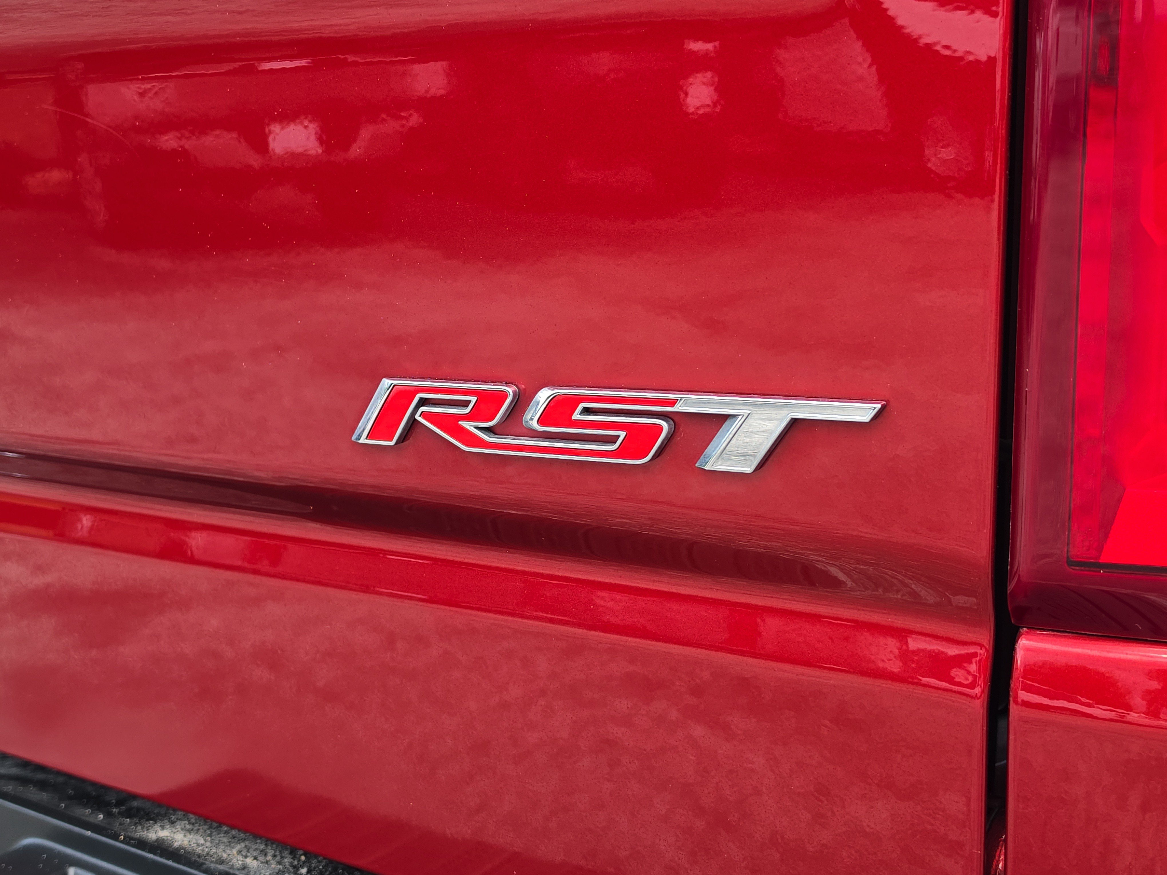 Used 2021 Chevrolet Silverado 1500 RST AWD/4WD image 16