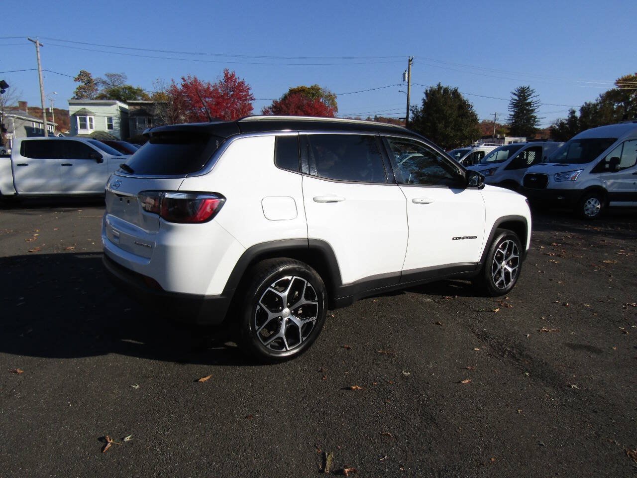 Used 2024 Jeep Compass Limited AWD/4WD image 33