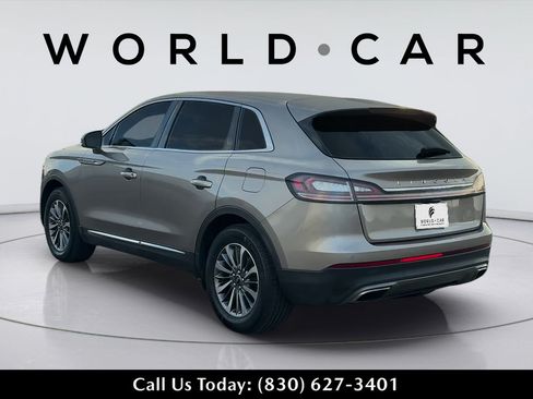 Used 2021 Lincoln Nautilus FWD w/ Equipment Group 101A image 7