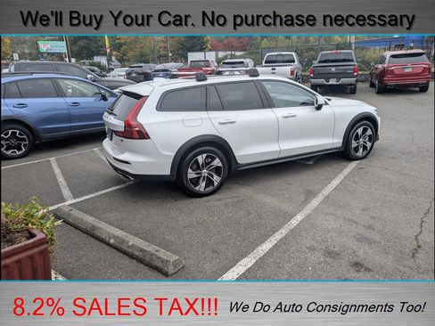 Used 2021 Volvo V60 T5 Cross Country w/ Climate Package image 6