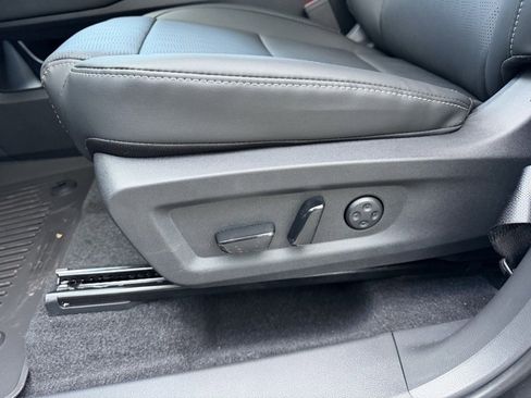 New 2026 Nissan Murano Platinum image 14