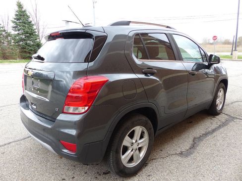 Used 2020 Chevrolet Trax LT image 10