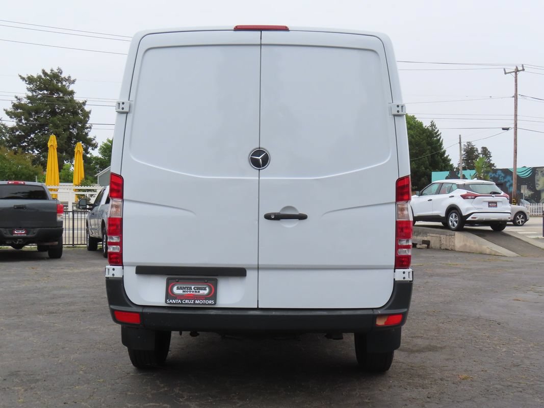 Used 2016 Mercedes-Benz Sprinter 2500 image 6