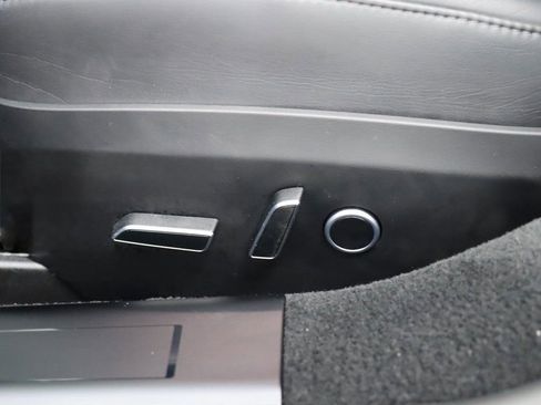 Used 2021 Tesla Model S Plaid image 12