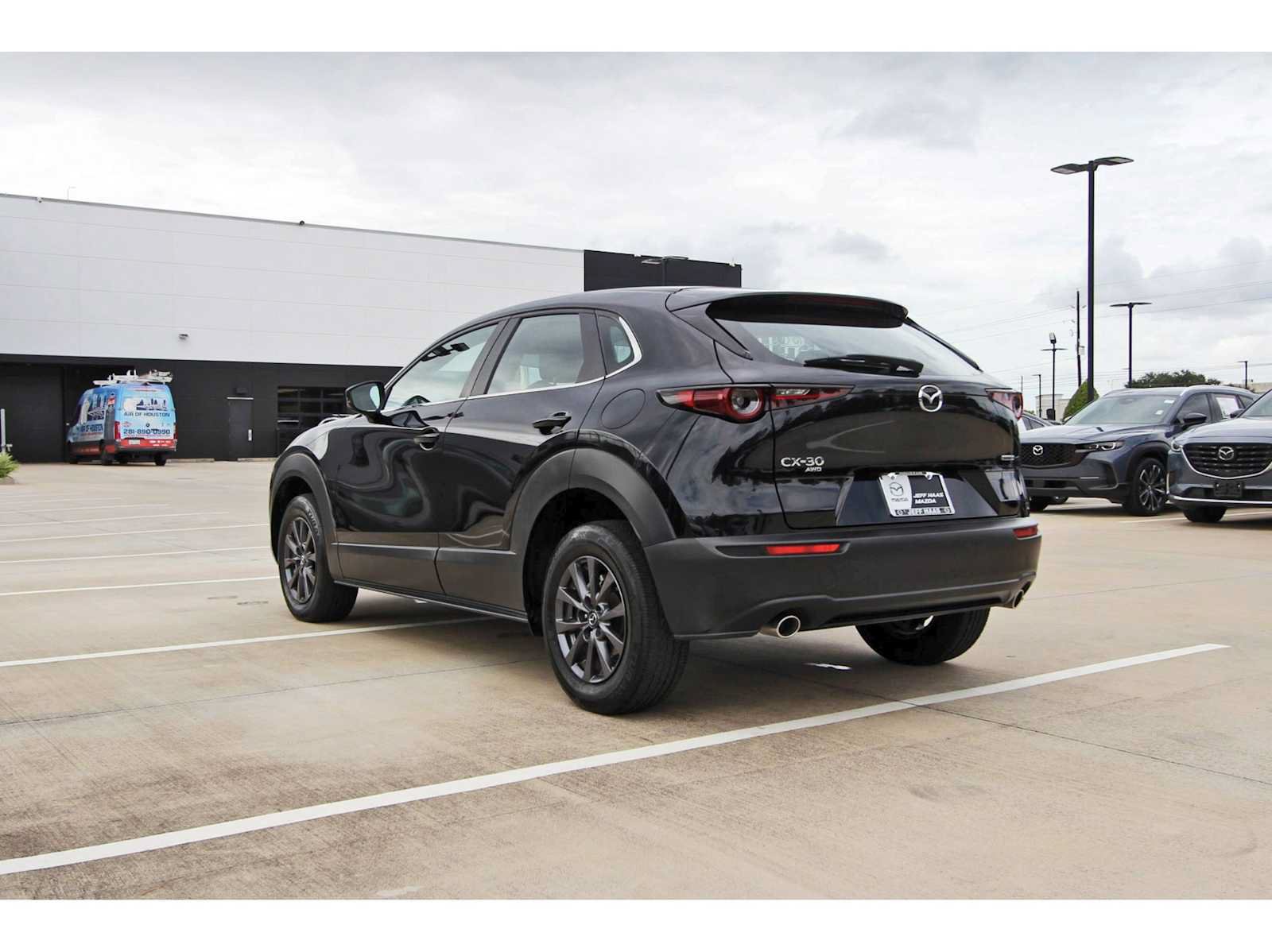 Used 2024 MAZDA CX-30 AWD 2.5 S image 2