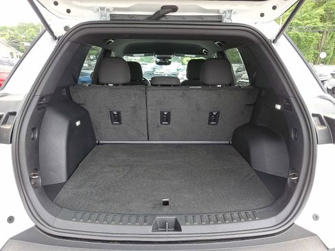 Used 2025 Chevrolet Equinox LT w/ Safety and Technology Package image 28