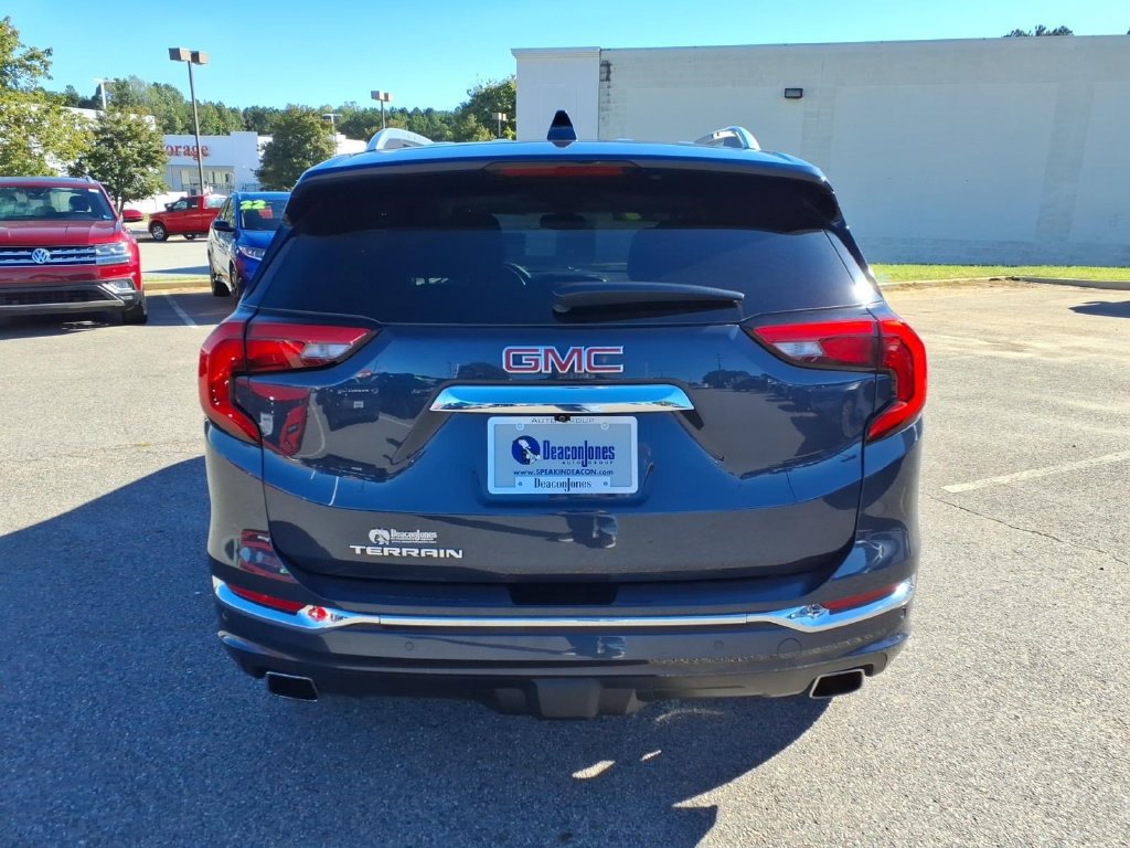 Used 2019 GMC Terrain Denali w/ Advanced Safety Package FWD image 5