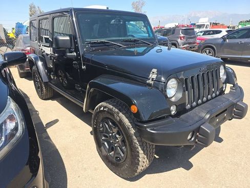 Used 2016 Jeep Wrangler Unlimited Sahara AWD/4WD image 2