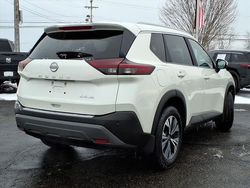 Certified 2023 Nissan Rogue SV w/ SV Premium Package image 3