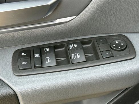 Used 2022 RAM 1500 Big Horn image 12