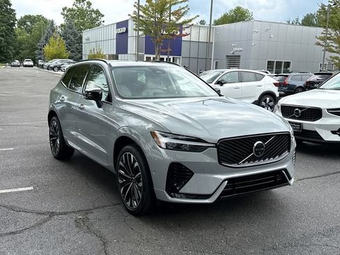 Certified 2026 Volvo XC60 B5 Ultra w/ Protection Package Premier AWD/4WD image 7