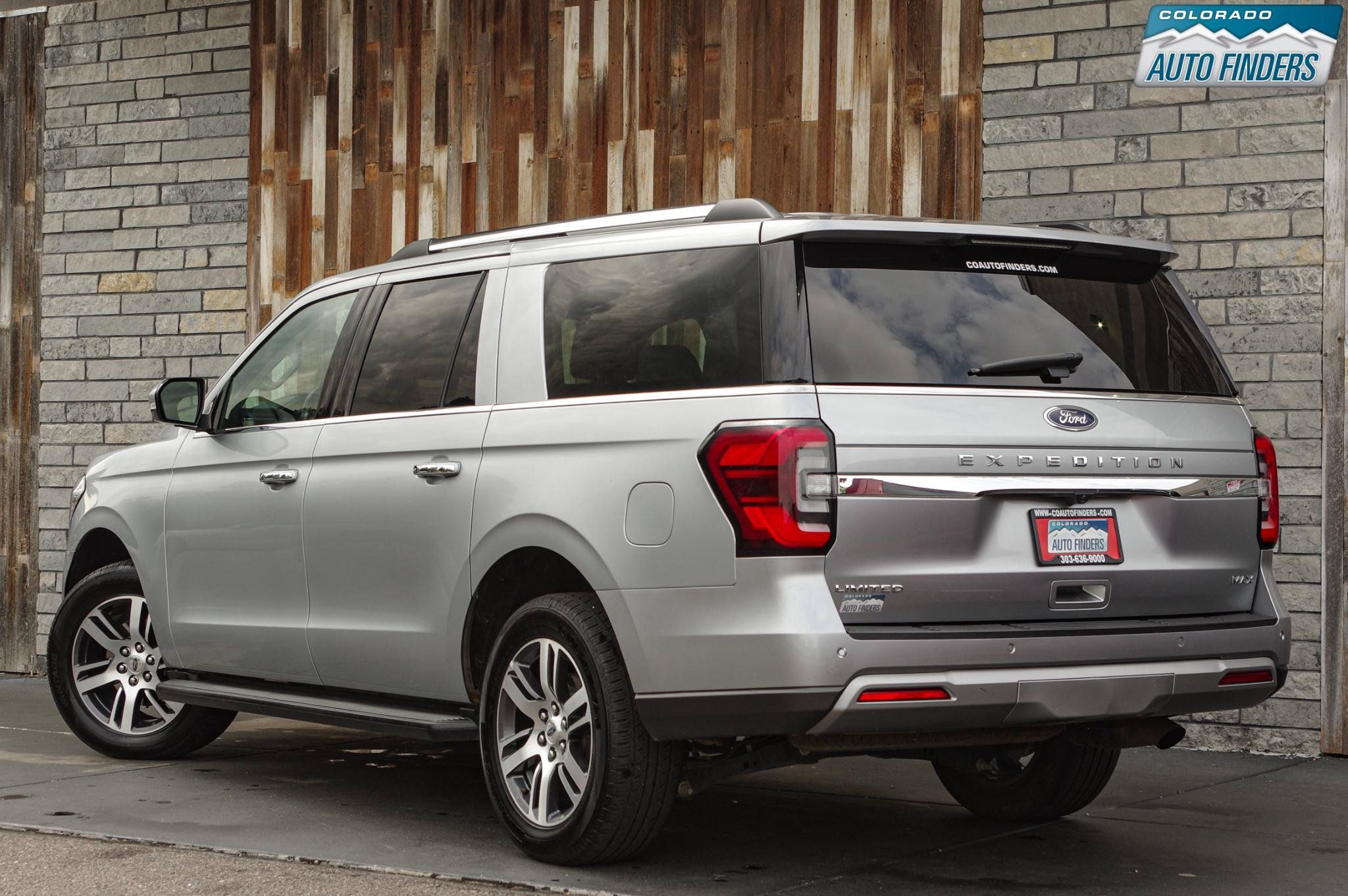 Used 2024 Ford Expedition Max Limited AWD/4WD image 4