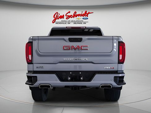 Used 2024 GMC Sierra 1500 AT4 w/ AT4 Preferred Package AWD/4WD image 5