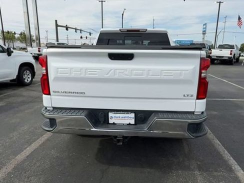 Used 2019 Chevrolet Silverado 1500 LTZ w/ LTZ Convenience Package AWD/4WD image 7