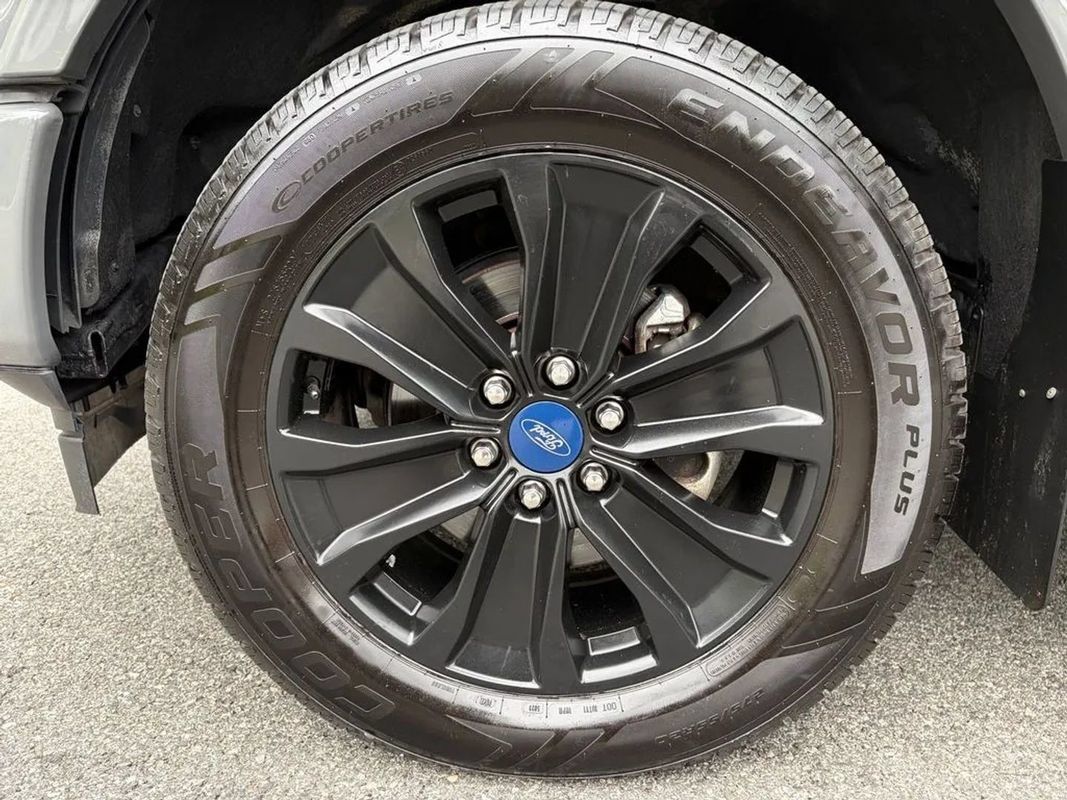 Used 2020 Ford F150 Lariat w/ Equipment Group 502A Luxury AWD/4WD image 36