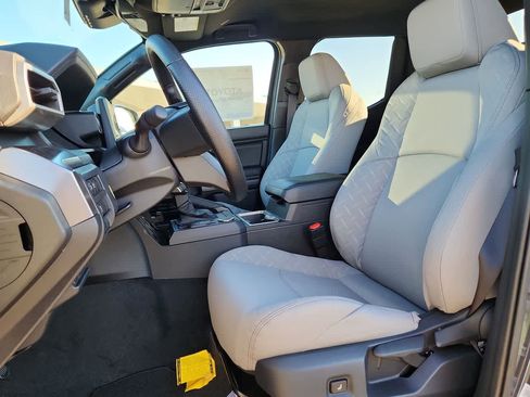 Used 2021 GMC Sierra 1500 Elevation w/ X31 Off-Road Package image 15