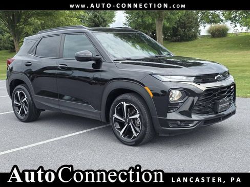 Used 2022 Chevrolet TrailBlazer RS FWD image 1