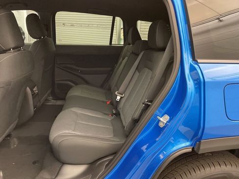 New 2026 Jeep Cherokee Laredo AWD/4WD image 18