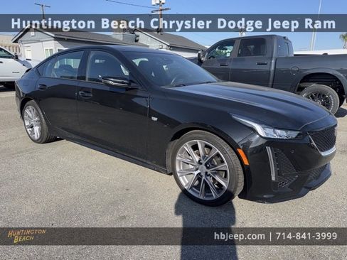 Used 2023 Cadillac CT5 Sport image 3