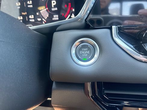 New 2026 GMC Canyon Elevation w/ Convenience Package AWD/4WD image 17