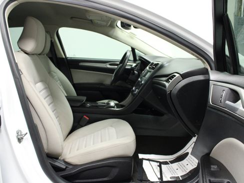 Used 2020 Ford Fusion S FWD image 15