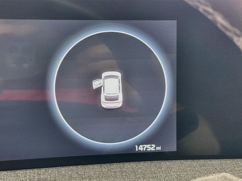 Used 2024 Kia EV6 Light AWD/4WD image 16
