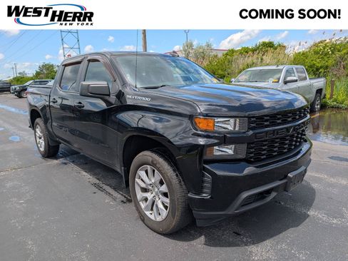 Used 2019 Chevrolet Silverado 1500 Custom w/ Custom Value Package AWD/4WD image 1