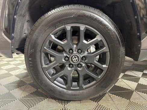 Used 2025 Toyota Tundra Platinum image 10